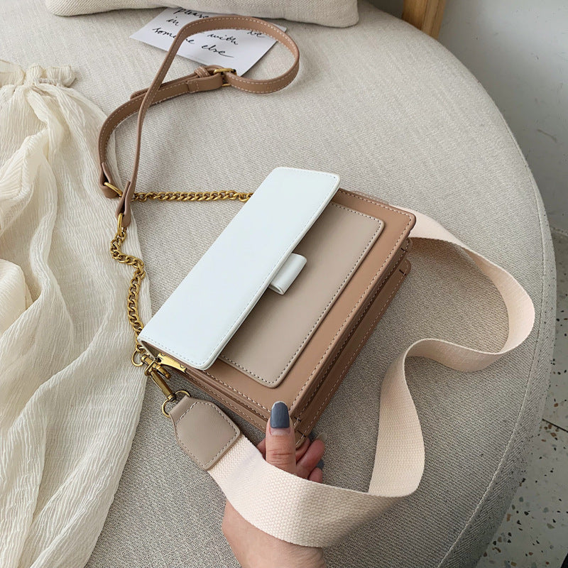Chain messenger bag